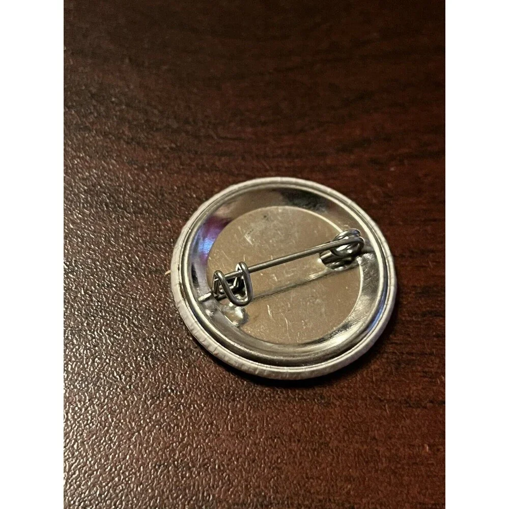 McDonald’s I Heart McDonald’s‎ Employee Lapel Hat Button Pin